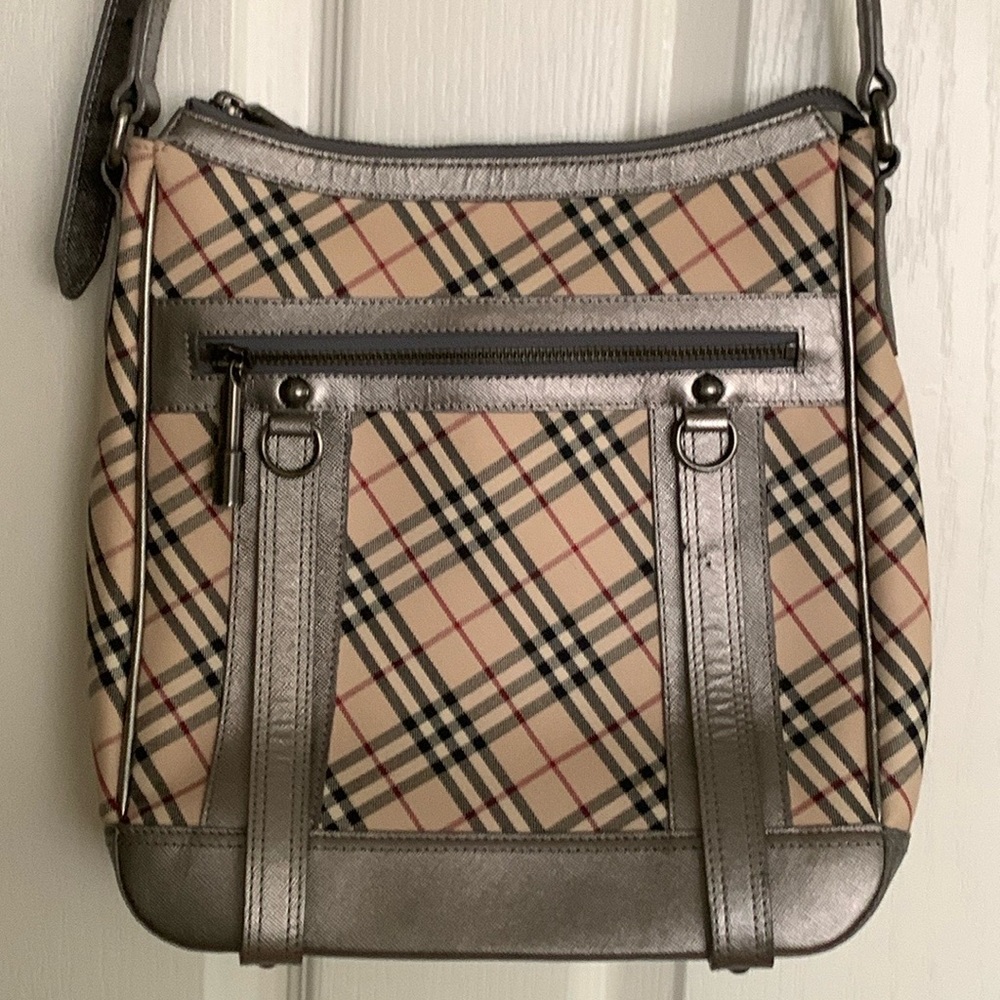 Vintage Burberry Mettalic Crossbody Bag - Picture 9 of 16